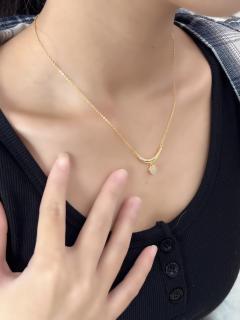 打工人轻松拿下和田玉项链!