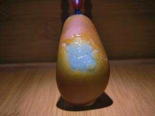 和田玉独籽:金包玉 长:60.2毫米,宽:33.7毫米,高24.1毫米,重
